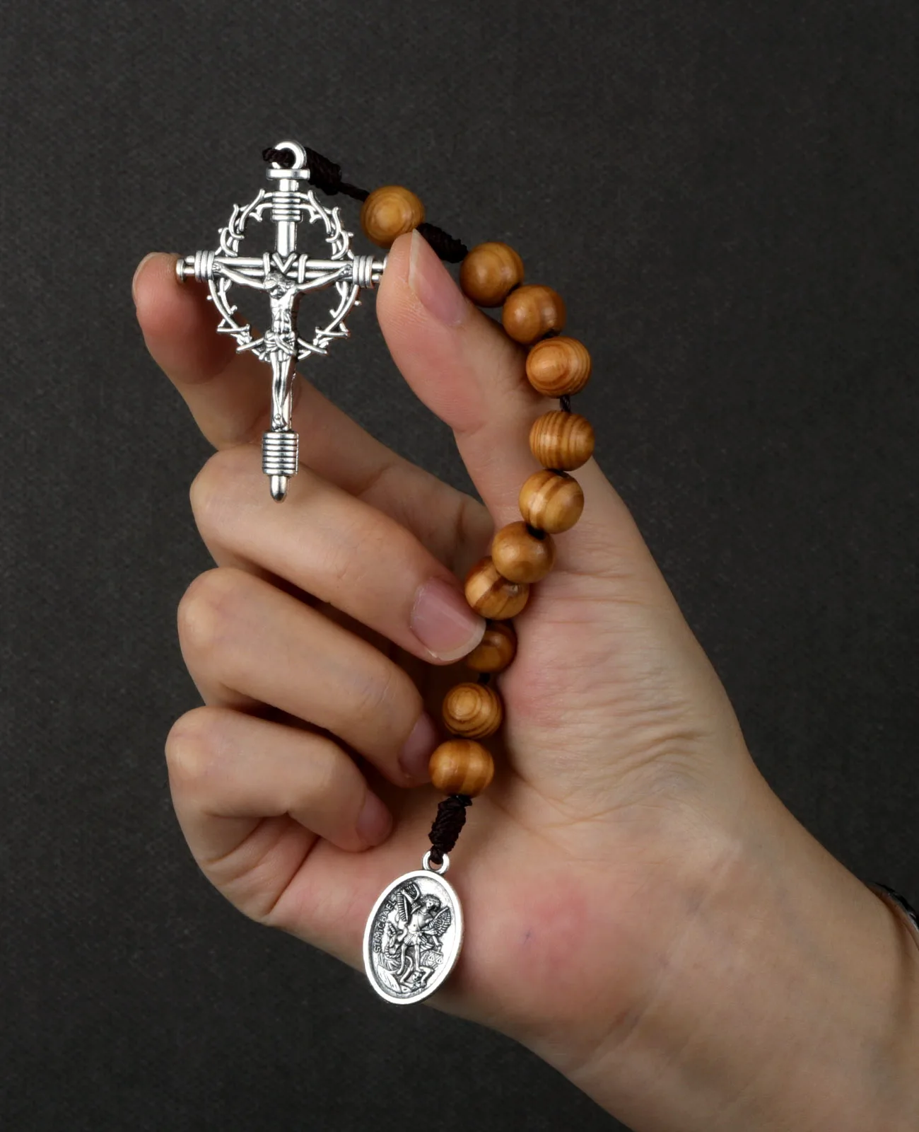 تاج الكرمة من الشوك الصليب مسمار الصليب سانت مايكل ميدالية جيب الوردية اليدوية خشبية خرز للصلاة العقد الأول سلسلة شابليت