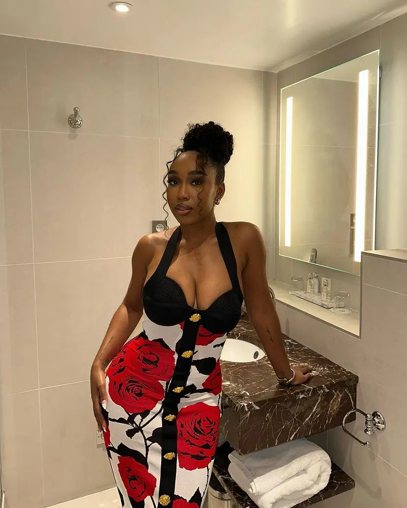 Top Quality Women Sexy Halter Backless Bodycon Mid-calf Bandage Dress Elegant Evening Party Celebrate Dress High Quality