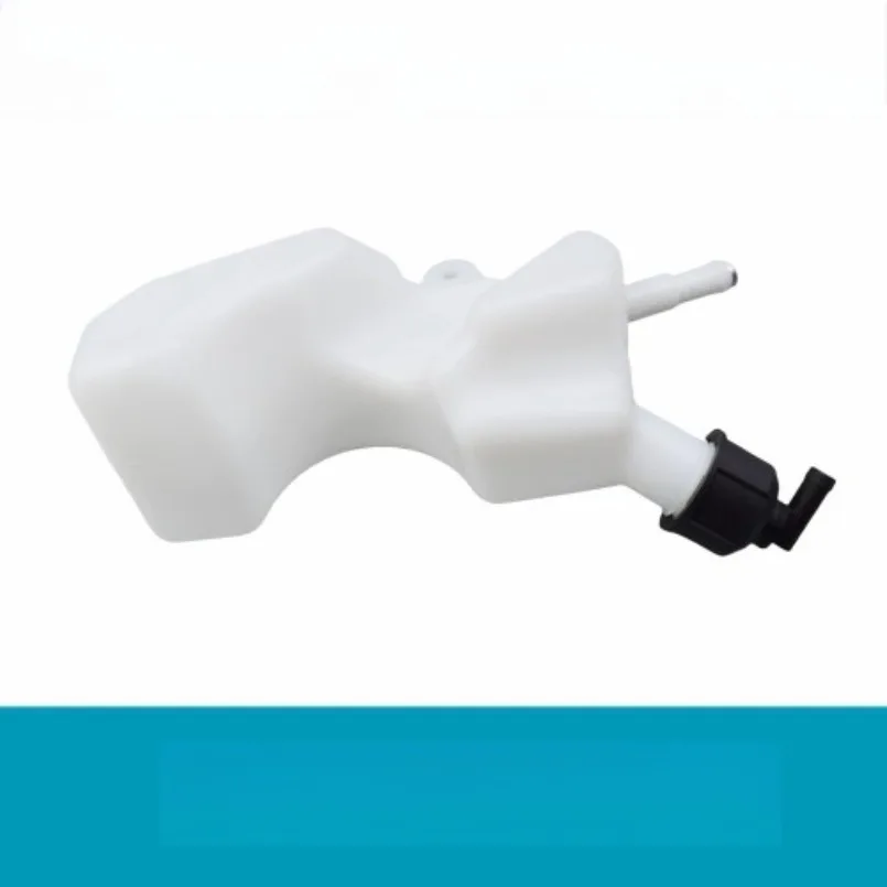 For CFMOTO Motorcycle Accessories CF250-12 Auxiliary water tank 250CLC Antifreeze Vice kettle Coolant kettle view 4