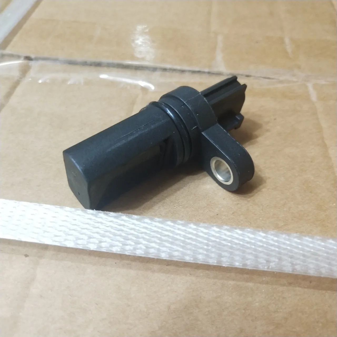 

Applicable to accessory parts Automotive sensor suitable for Nisang crankshaft position Richan sensor 23731-AL606 23731AL606