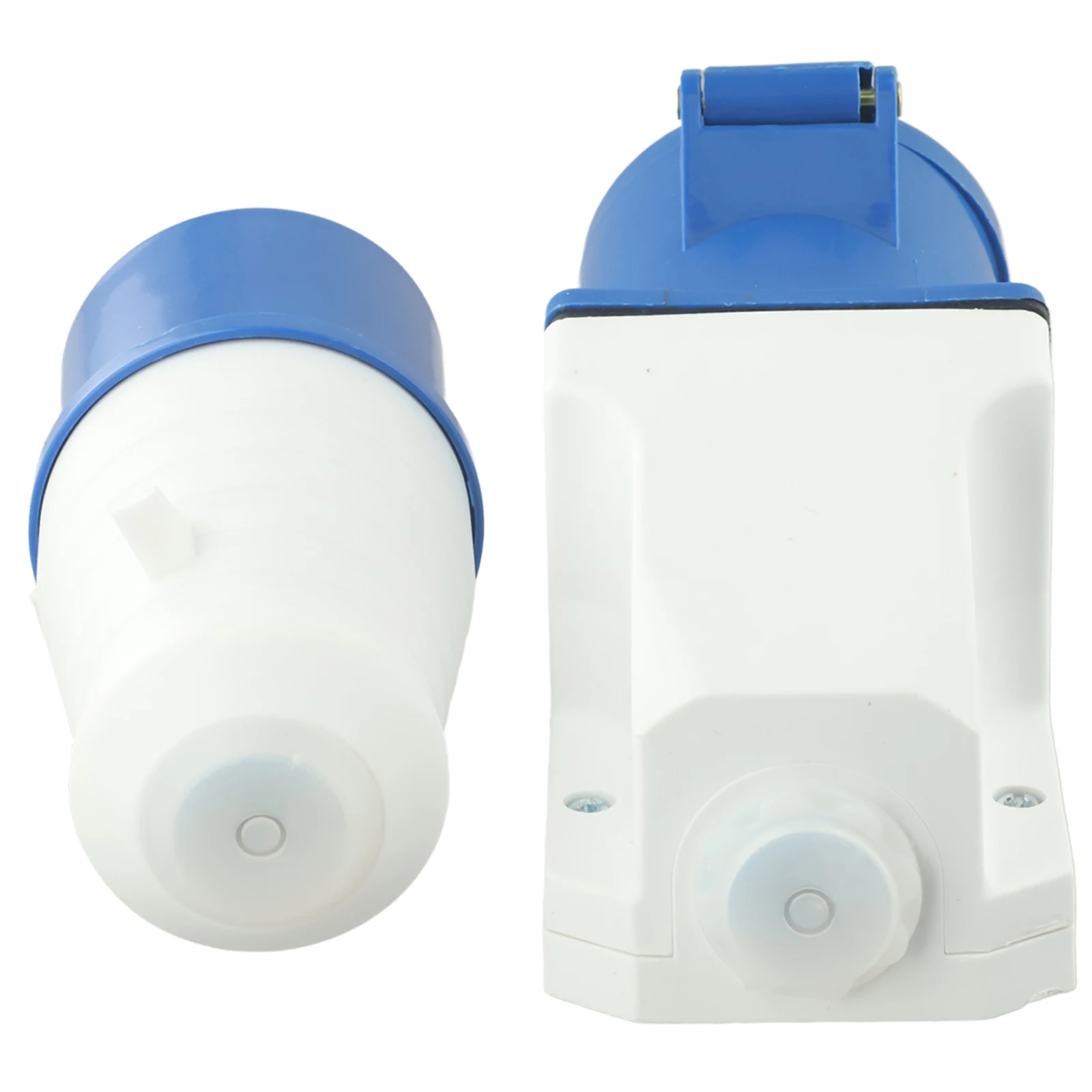 Dust Proof Design of This Industrial Waterproof Socket Ensures Safe Electrical Connections in Challenging Environments