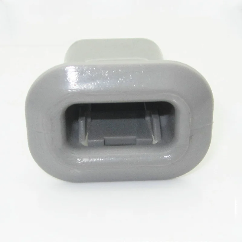 2Pcs Car Rear Seat Fastener Clips For Mercedes Benz E200 E240 E260 E280 E320 E430 C180 C200 GLK300 W212 GLA 200 300 220