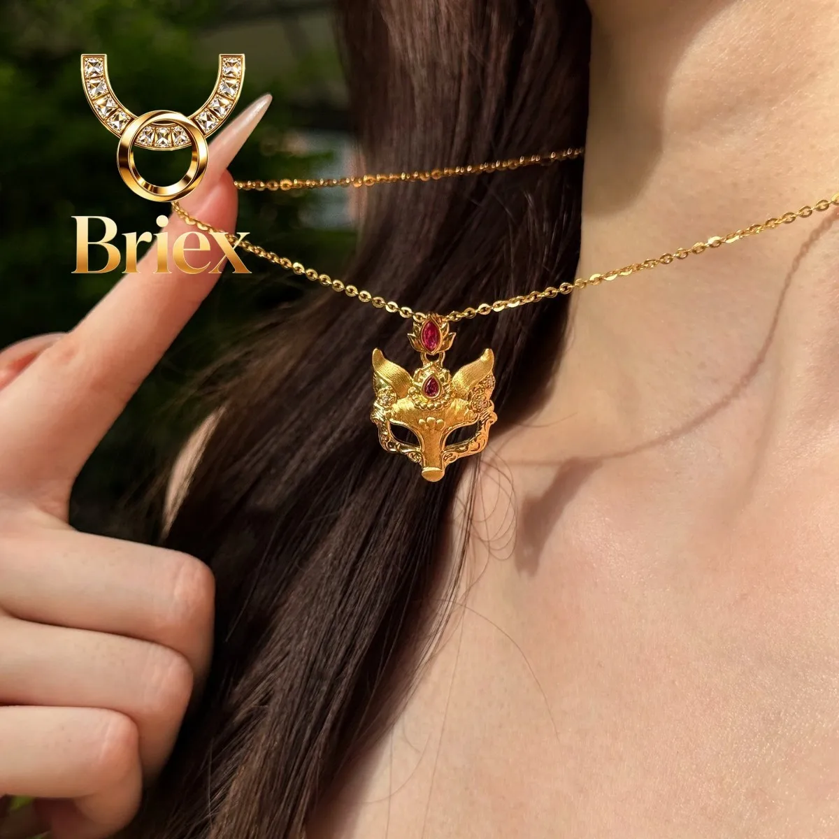

Briex Jewelry Real 18K Gold Fox Mask Pendantfor Woman Luxury AU750 Pendant Necklace Fine Jewelry High-quality Banquet Gift