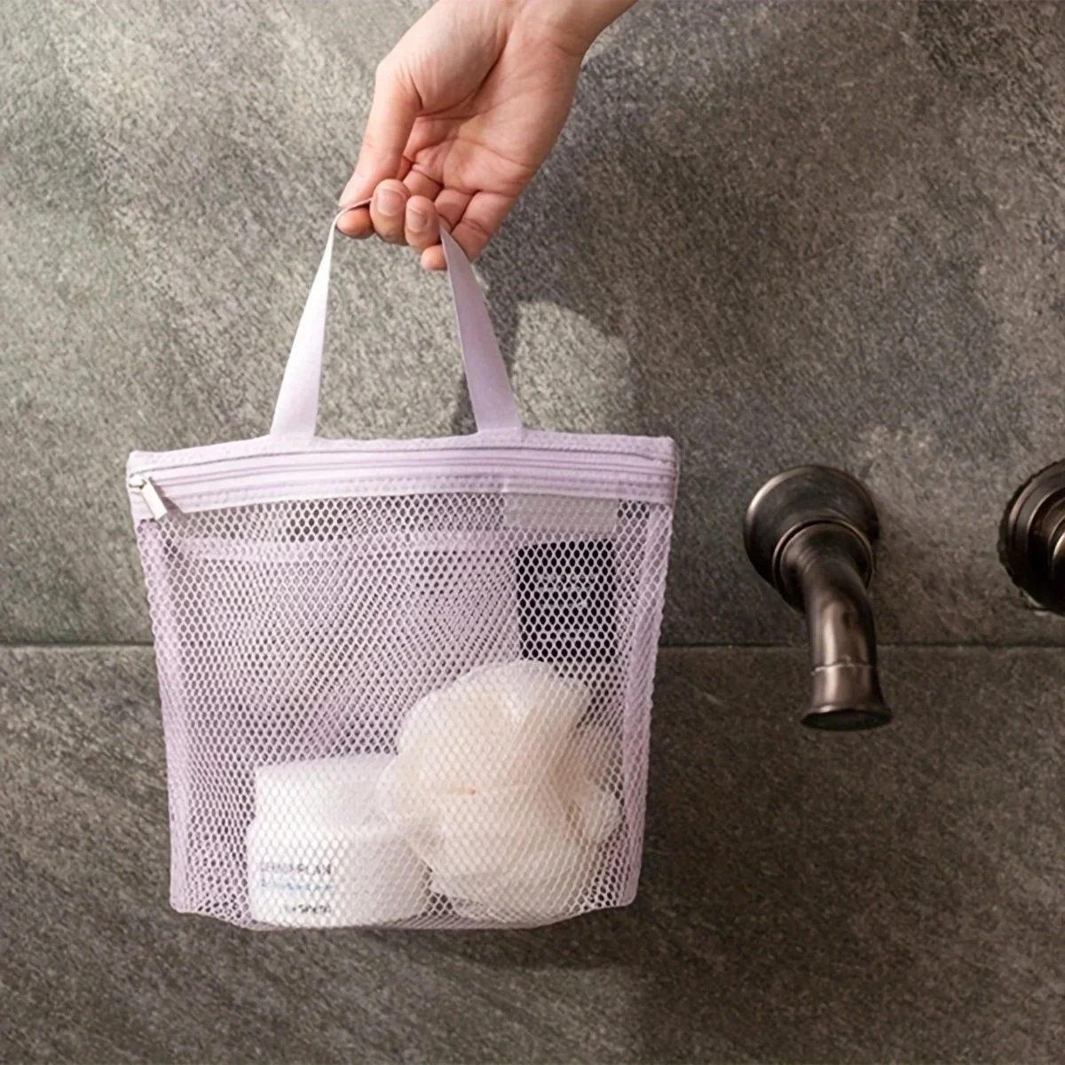 

Portable makeup bag Mesh waterproof bath bag Gym bag Sundry storage bag Travel toiletry bag