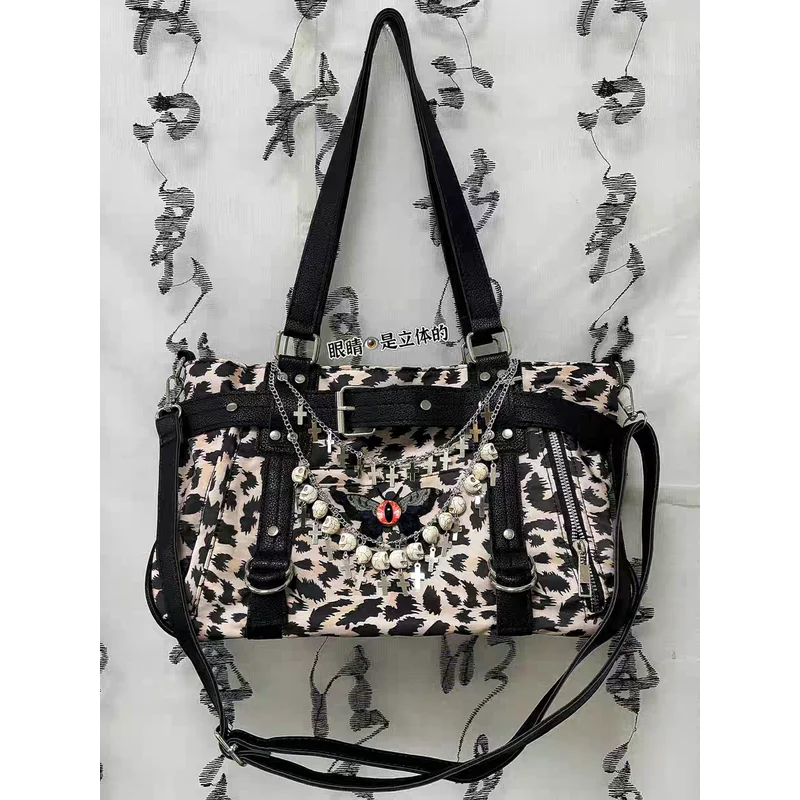 

Women Vintage Leopard Shoulder Bag High-capacity Grunge Handbag Design Big Y2k Tote Bags for Cool Girls Punk Rock Handbags 2025