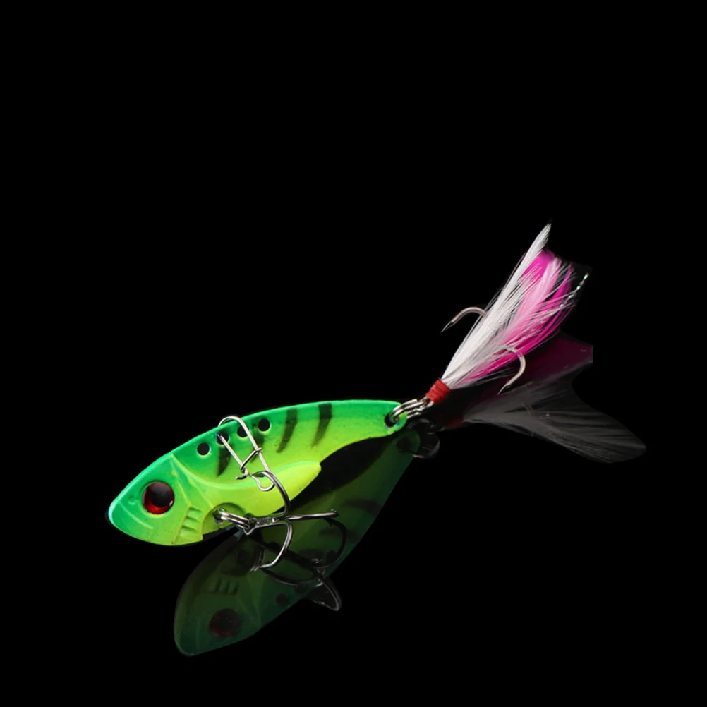 

4PCS Fishing Tackle Hard Metal Wobble Fish Lures Spoon Lure Bait Hook for Fish (Random Color)