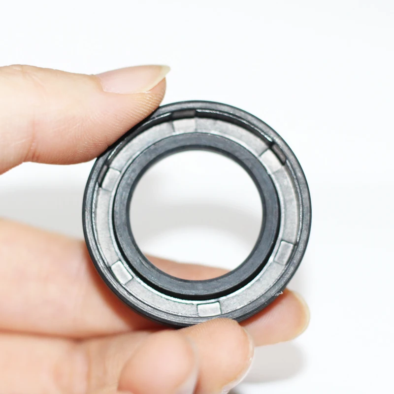 04 e10308 5E wał korbowy silnika uszczelnienie olejowe przednia dla VW Jetta MK6 Golf AUDI A3 Q3 04 e103085 04E 103 085 E 04E 103 085E