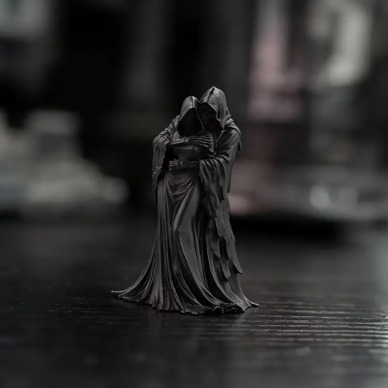 3D Printed Grim Reaper Hugging Couple Statue Exquisite Detail Gothic Design Perfect Halloween Desktop Decor
