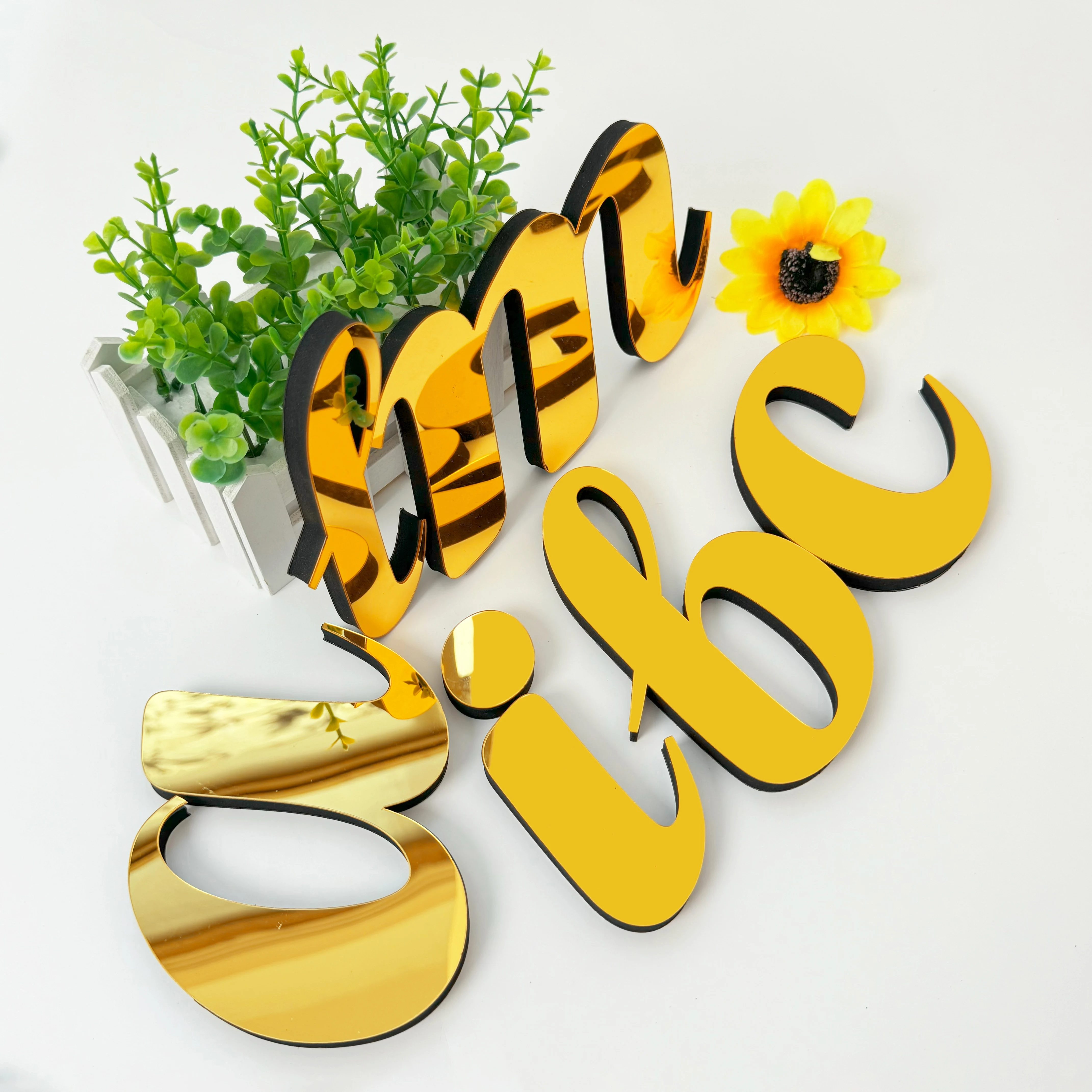 Lowercase الذهب ثلاثية الأبعاد الاكريليك مرآة سطح الخط الفني الإنجليزية رسائل الجدار ملصق قشر وعصا ديكور المنزل الأبجدية ملصقات فنية #6