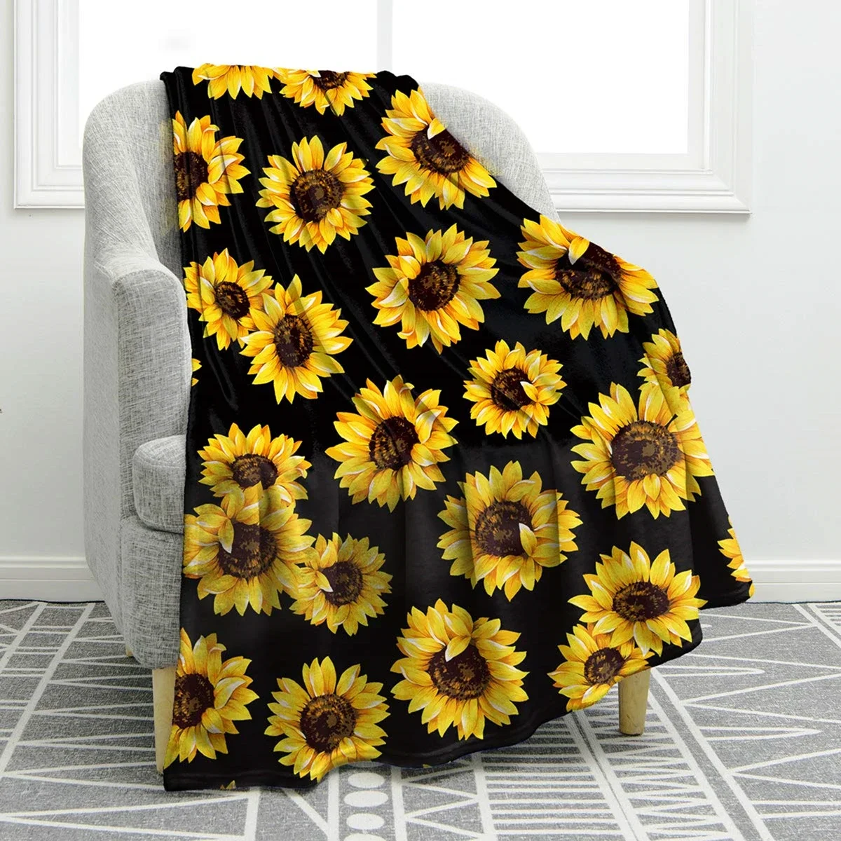 Sunflower Gifts Blanket Print Throw Soft Warm Lightweight Blanket for Women Birthday Christmas, Home Living Room Decor Black