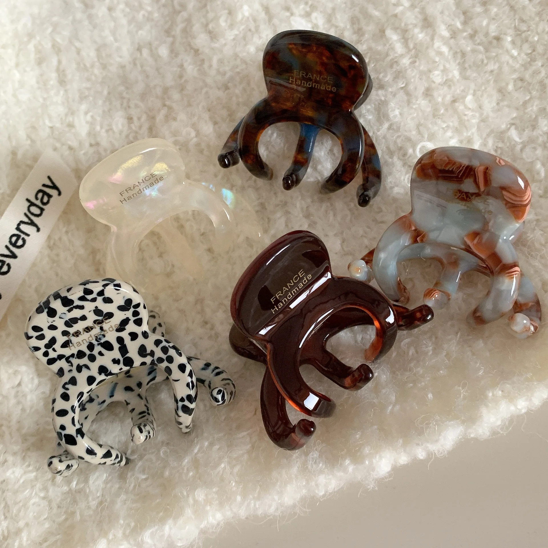 New Woman Elegant Acetic Acid Ponytail Scrunchies Retro Korean Crab Shark Clip Girls Fashion Gift Hair Claw Hair Accessories