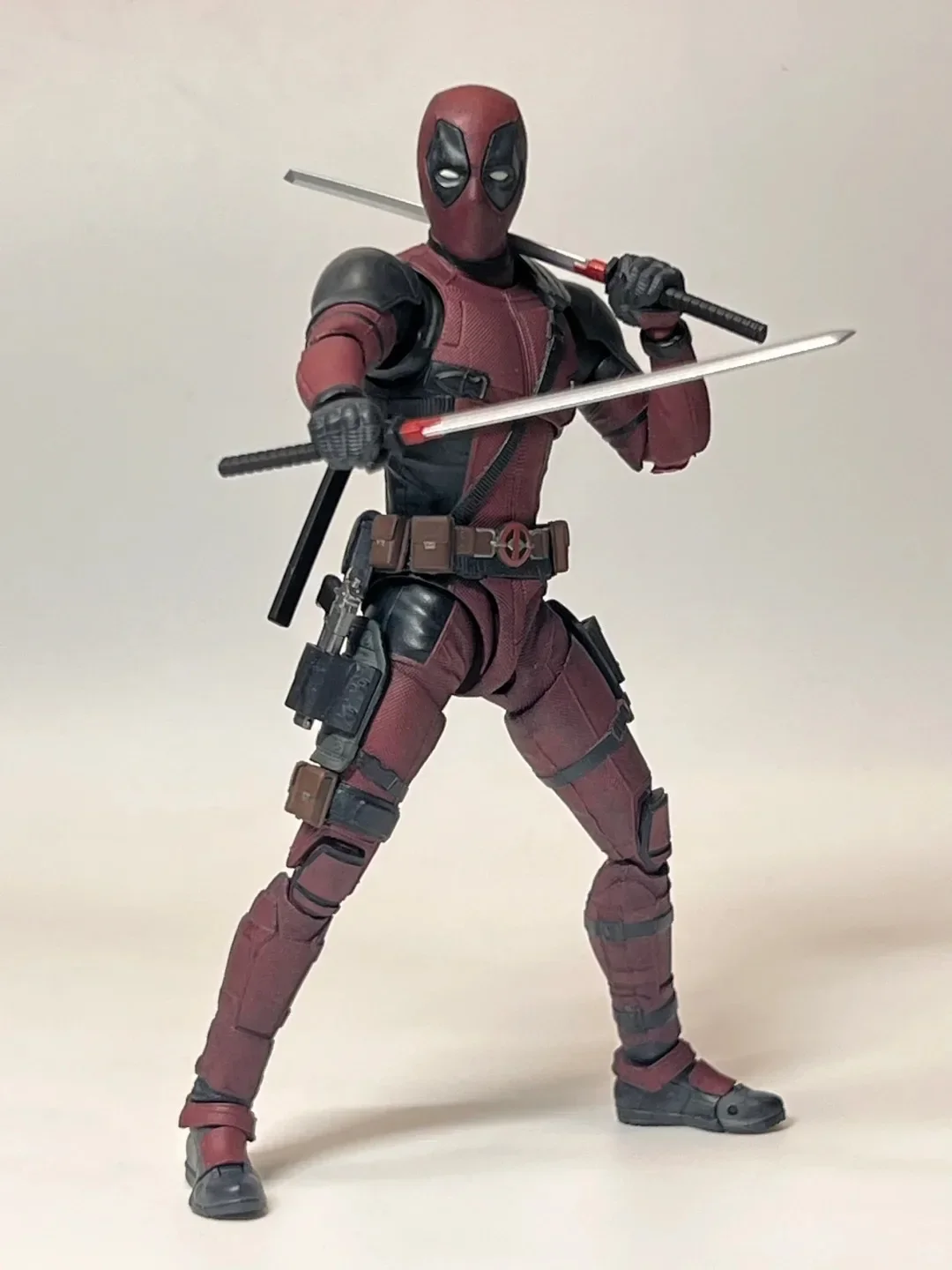ديدبول عمل الشكل ديدبول ولفيرين Shfiguarts المشتركة المنقولة اتجاهات ويلسون كاريكاتير Shf نموذج الفيلم لعبة للأطفال هدية
