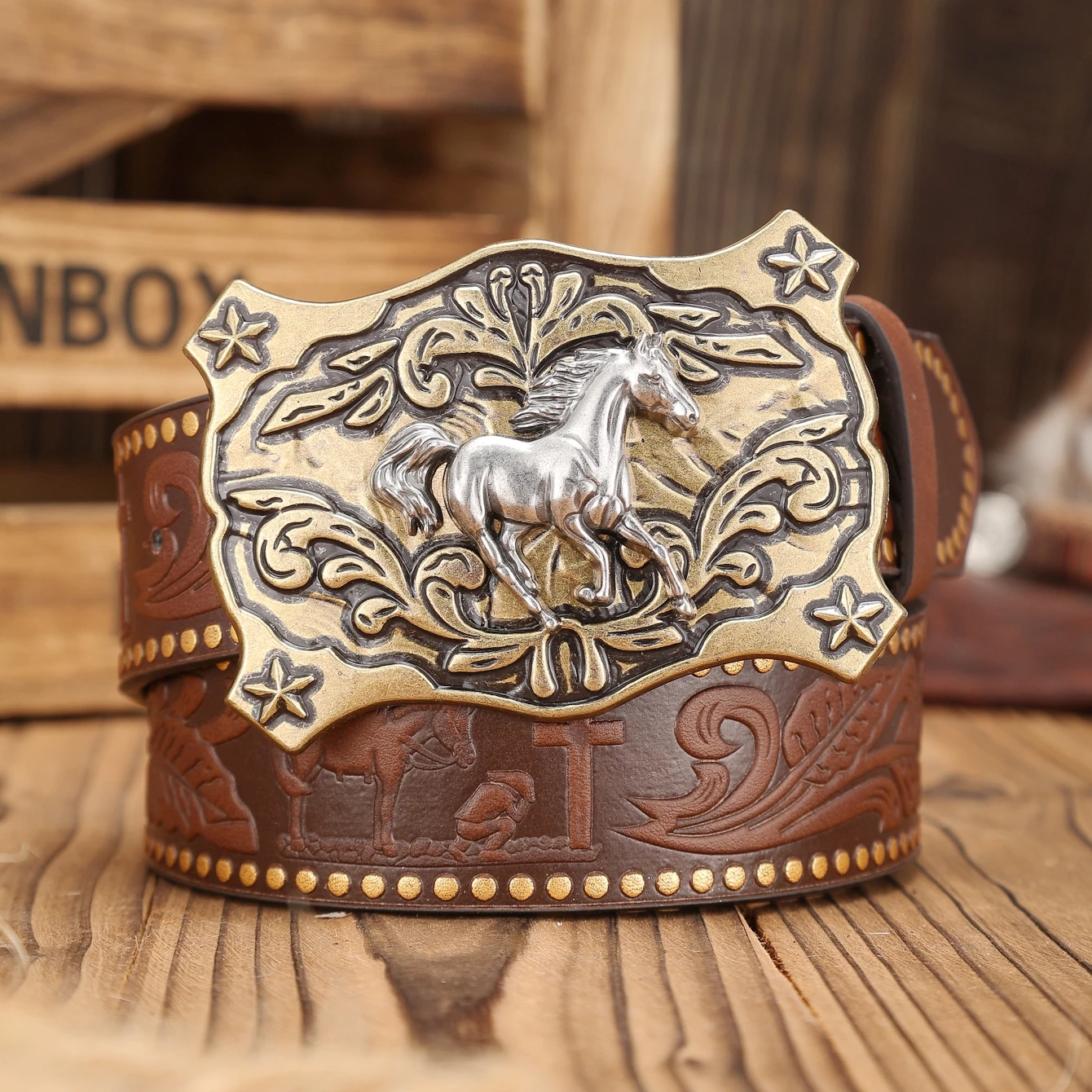 A Western-Buckle PU Belt Suitable for Both Men and Women, A Unique and Retro Brown Belt (With Perforated Nails Included)