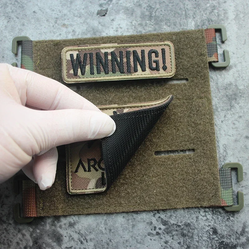 Outdoor-Zubehör: Steinaufnäher mit englischen Buchstaben, Stickerei-Armband, Klettverschluss-Aufnäher und Näh-Aufnäher – Detail 9