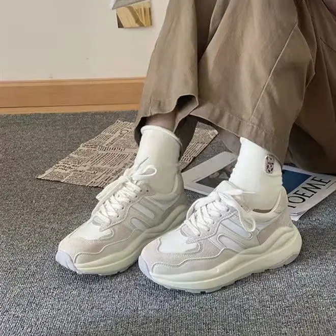 

2022 New Retro Women's Shoes White Shoes Women's Mesh Leisure Dad Shoes Thick Soles Versatile Womens Shoes