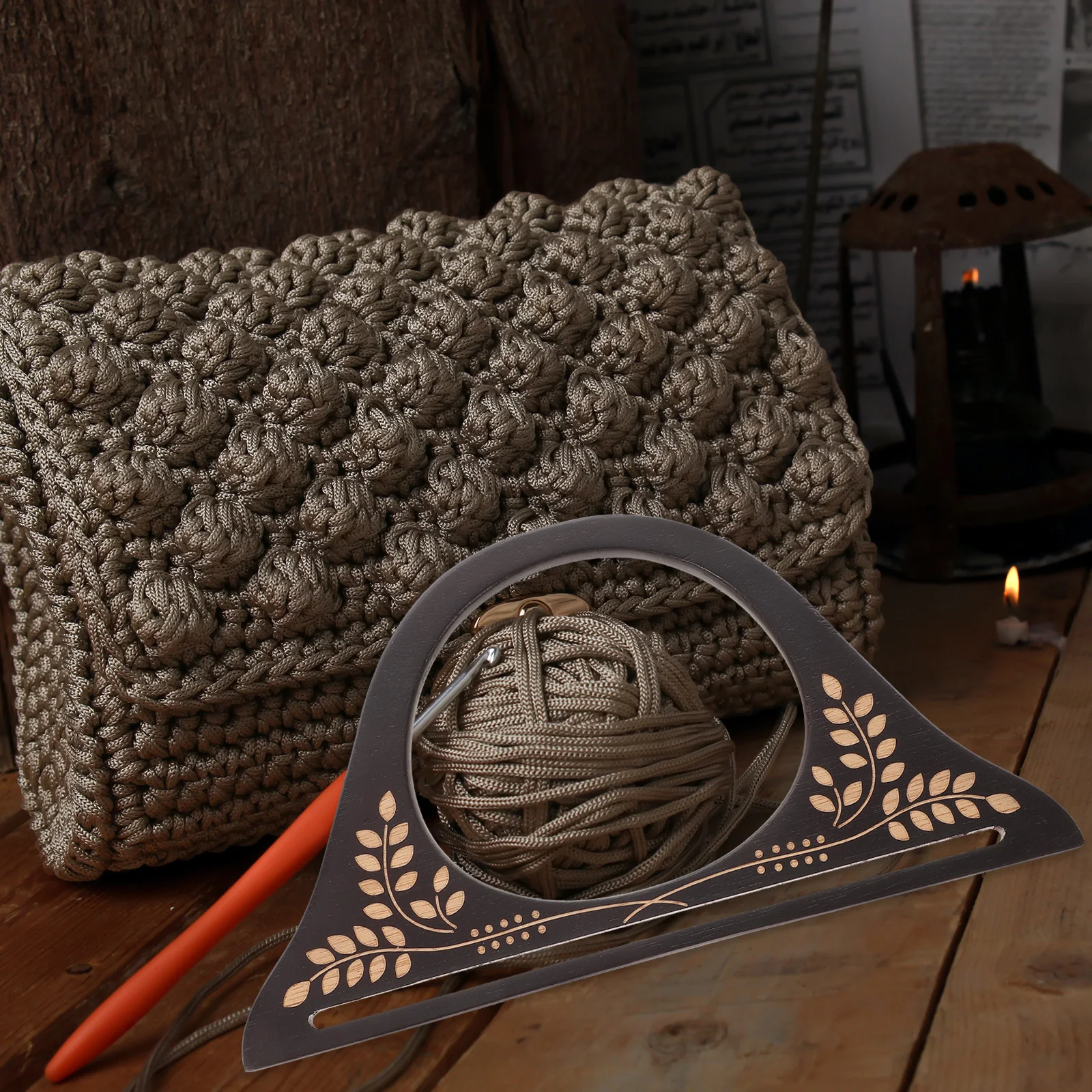 

2 pcs Wooden Handbag Handles D-Shaped Comfortable Natural Wood Material Deep Brown Great for DIY Travel Shopping Parties Bag