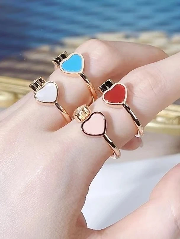 

Модные ювелирные изделия 2025 года. Симпатичные и изысканные. Один размер — подходящие для всех открытых женских колец, идеальный праздничный подарок.