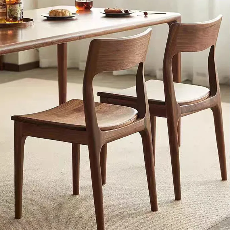 Wooden Nordic Dining Chairs Replica Retro Ergonomic Camping Balcony Dining Chairs Kitchen Kids Mobile Stoel Terrace Furniture