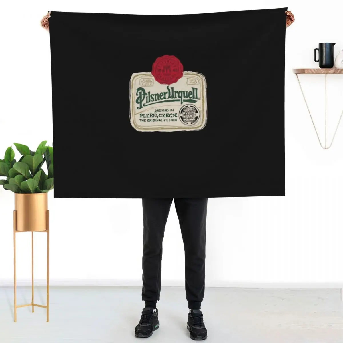 Pilsner Urquell POP Essential T-Shirt Throw Blanket Warm Plush Fuzzy Blanket for Living Room
