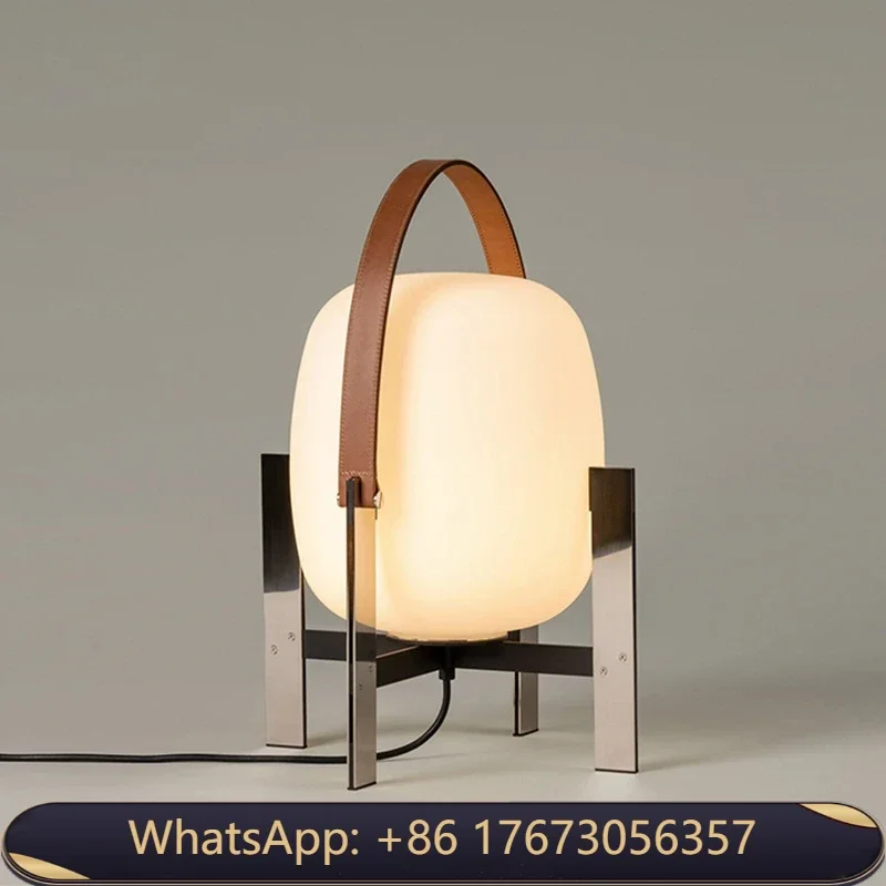 Individualized Nordic Japanese style leather portable desk lamp Simple and creative study bedroom bedside Medieval desk lamp