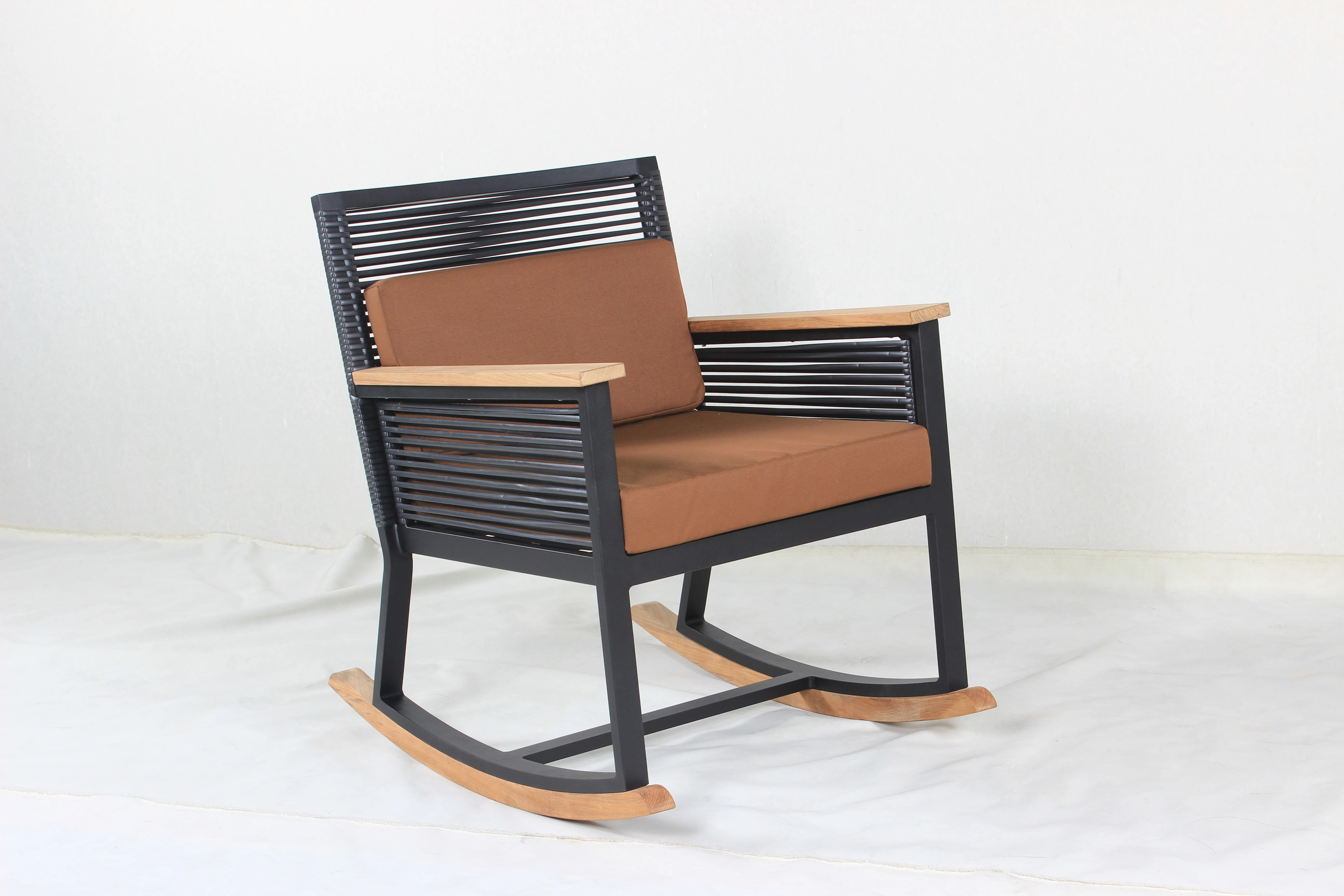 Leisure Garden Outdoor Hotel Balcony Aluminum Frame Synthetic Rattan Rocking Chair