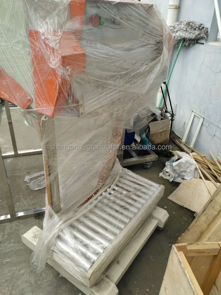 Паковочная машина с клапаном