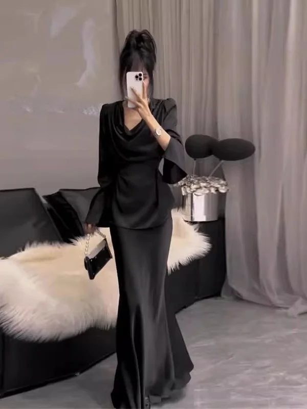Spring 2025 Fashionable Design Women\'s New Clothes Set Elegant Atmosphere Top Half Skirt Two-Piece Suit Long Sleeve V-Neck
