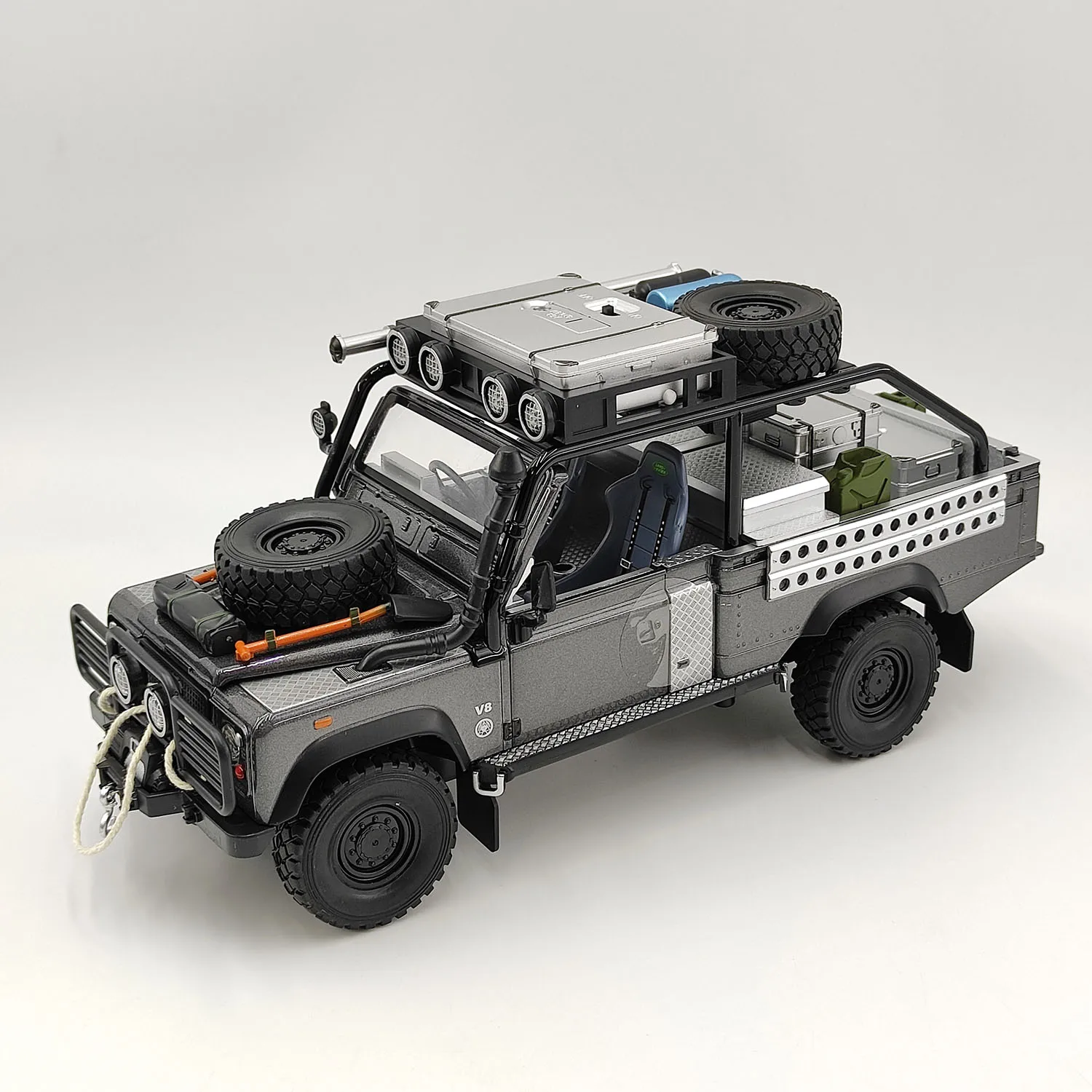 

Масштаб 1:24, литой под давлением сплав Land Rover Defender, внедорожник, игрушки, модель автомобиля, классический подарок для взрослых, сувенир, статический дисплей