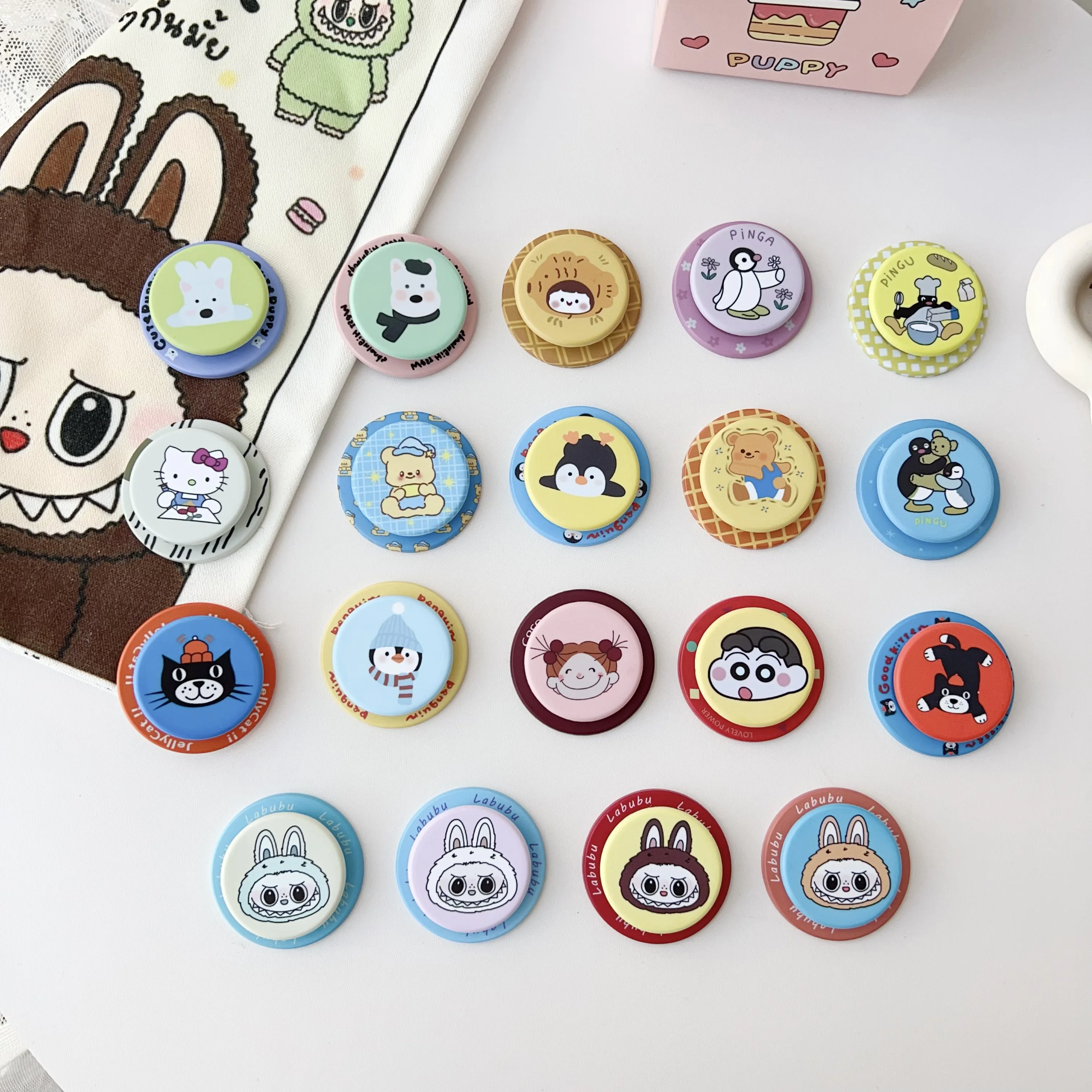 

INS Animal Avatar Cartoon Phone Magnetic Stand 360 Degree Rotating Foldable Stand Essential for Watching TV Programs