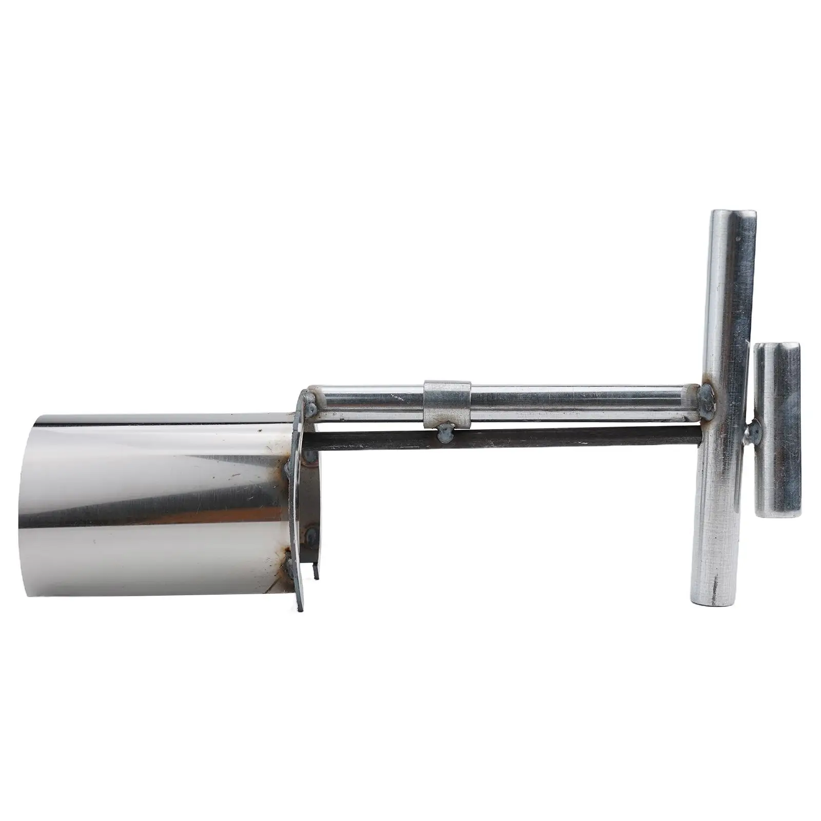 

Усиленный аэратор для газона из нержавеющей стали, разработанный для эффективных садовых работ без излишних наклонов и изгибающихся движений.