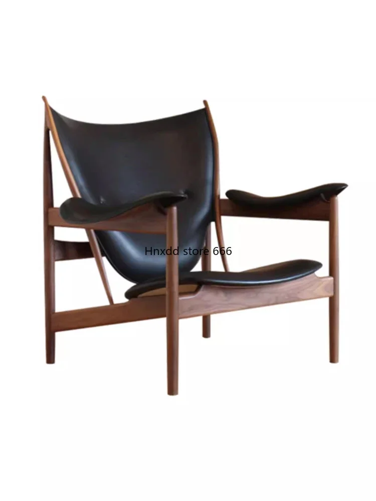 Nordic solid wood simple leather single chief chair