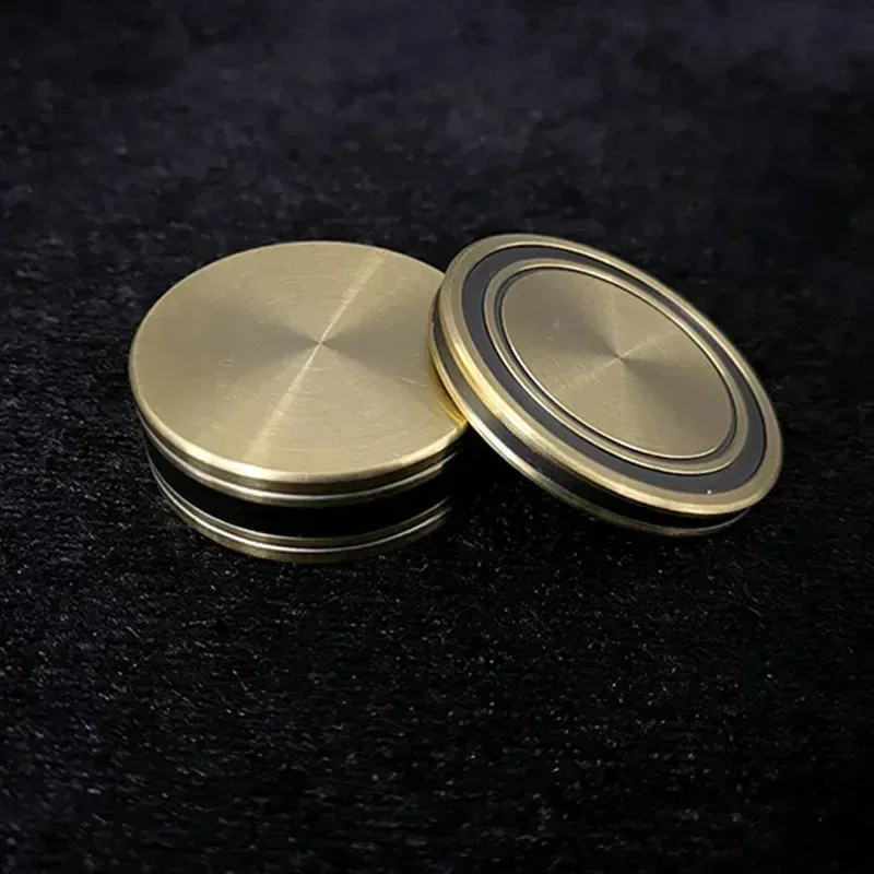 Okito Box for 500 Yen Brass Coin – Close-Up Magic Trick, Appear & Vanish Coin, Magician Prop