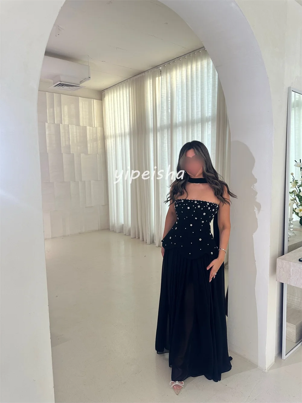 Aangepaste Sparkle Sexy Chiffon Plooi Strass Bloem A-lijn Strapless Lange Jurken Op maat gemaakte Gelegenheidsjurken Hoge kwaliteit