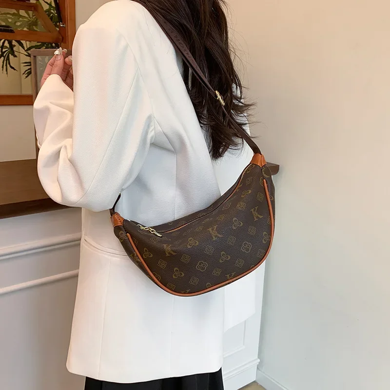 

2025 Spring - Summer New! Women's Letter - Printed Retro - style Dumpling Bag - Versatile Shoulder Messenger & Casual