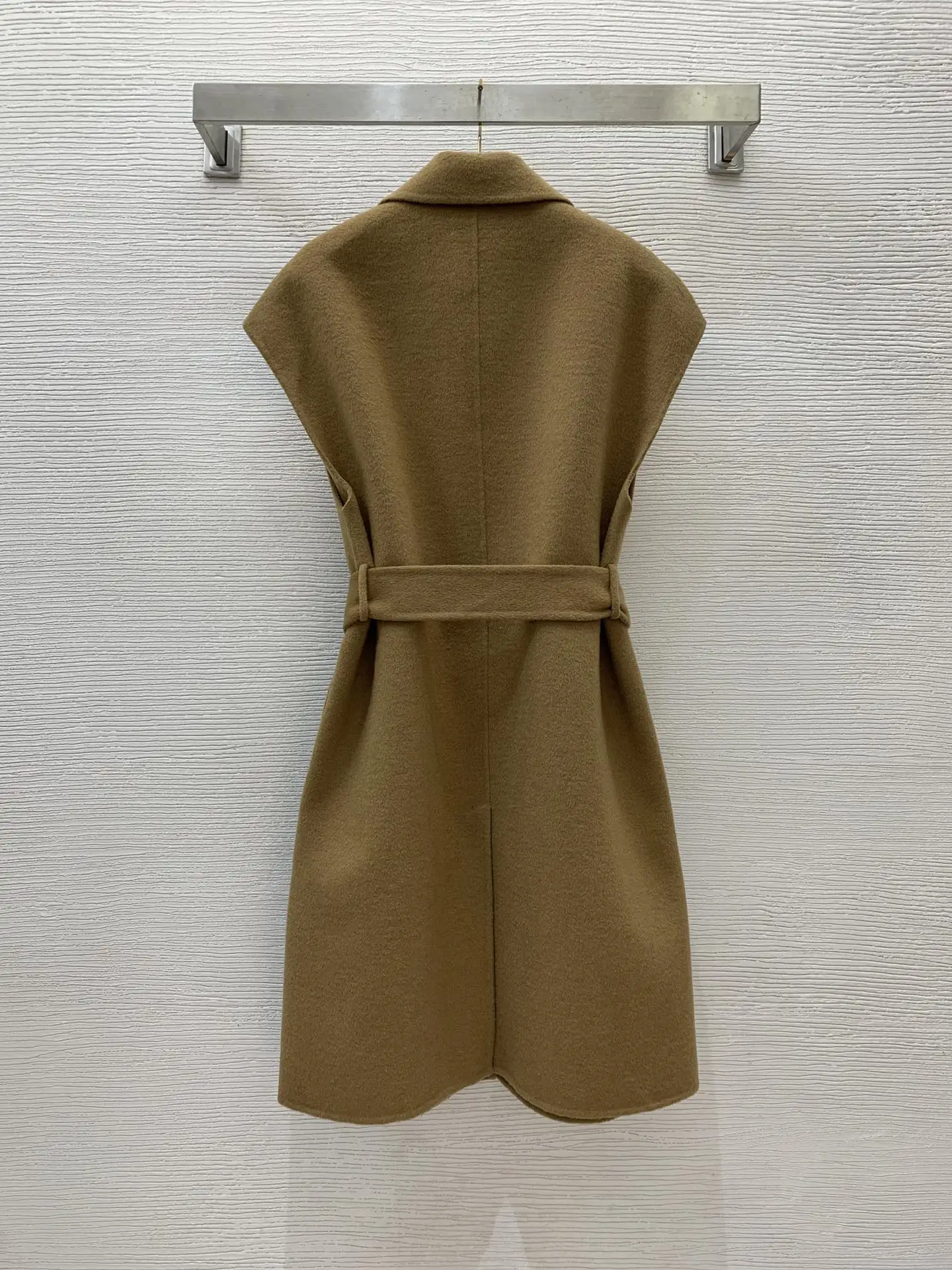 2024 New High end Customized 100% Cashmere Large Pocket Collar Loose Medium to Long Sleeveless Coat