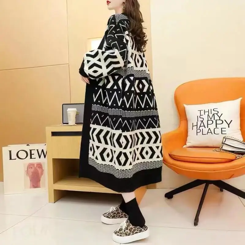 Newautumn الشتاء Plussize المرأة فضفاضة عادية طويلة فوق الركبة سترة مشغولة من الصوف لنمط كسول موضة تنوعا سترة كبيرة