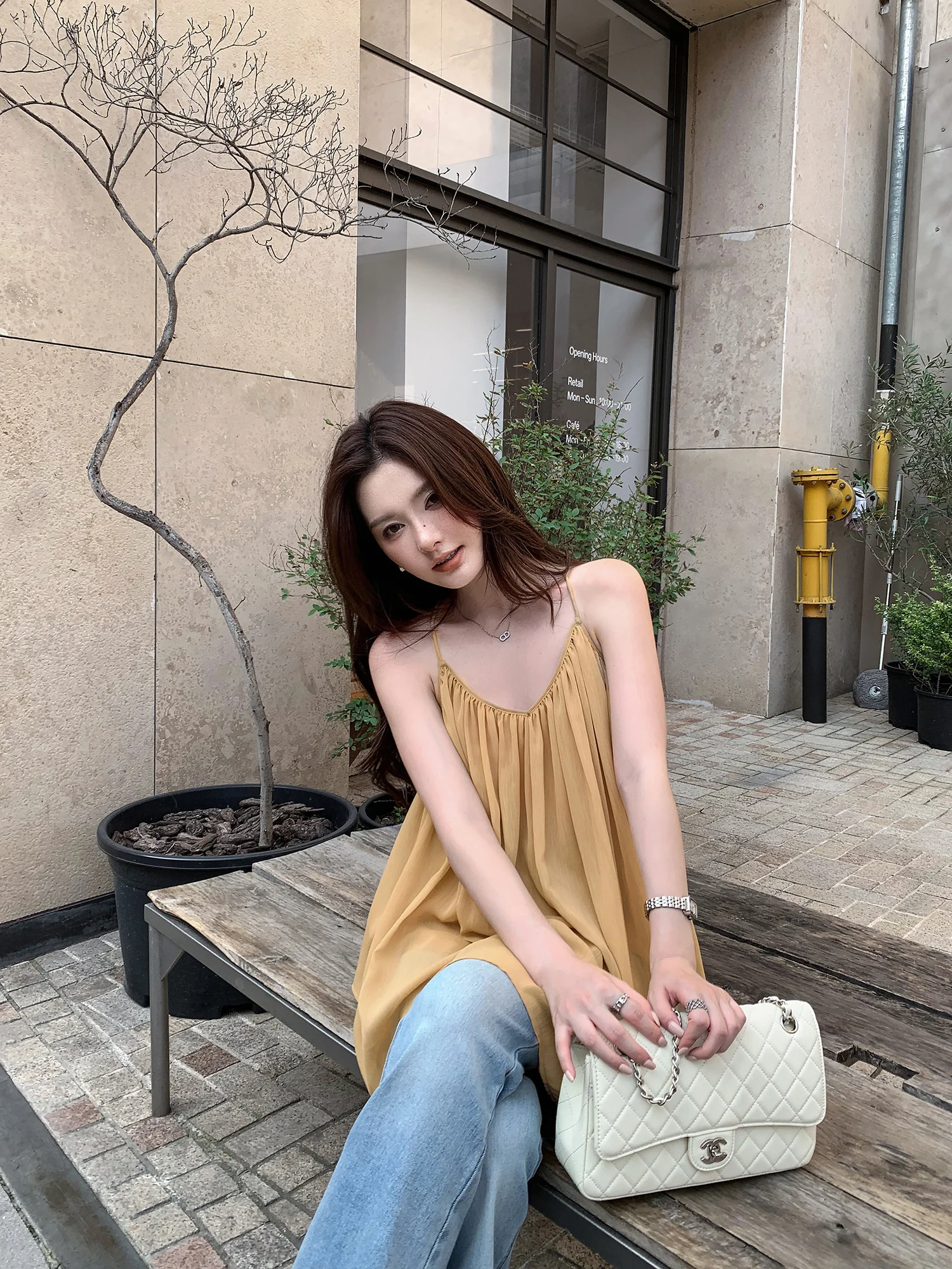 Pusumede Sicilian Holiday V-neck Hanging Neck Vest Women's Loose Inner Wear Top Drifting Feel Polyester Fiber Outerwear