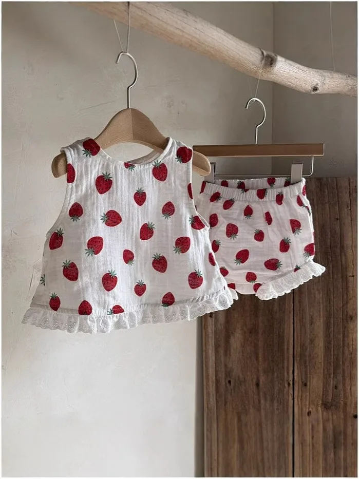 TZ2631 Girls Summer Lace Trim Vest Shorts Set Child Clothing Toddler Girls Outfit with Ruffle Details