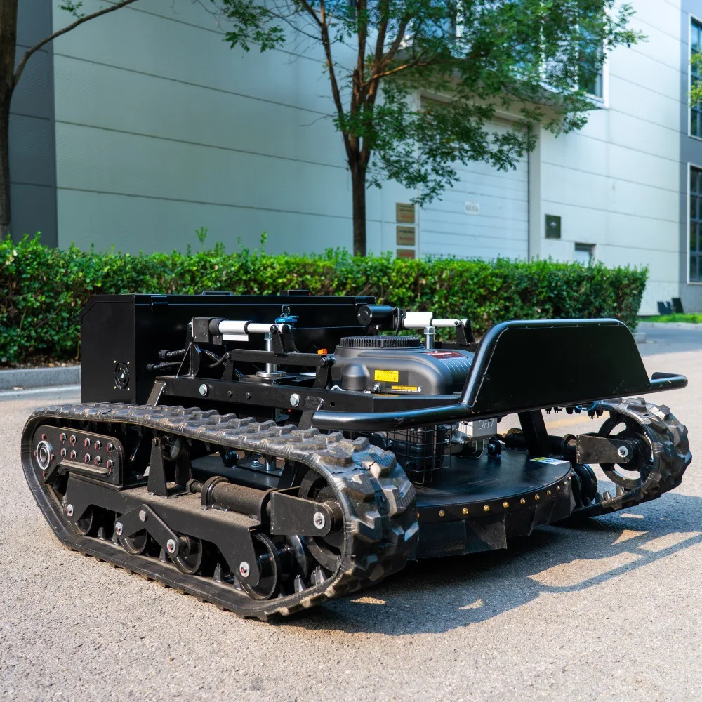 Remote‑Control Crawler Flail Mower, Multifunctional Lawn Mowing Machine for Wasteland Clearing and Orchard Weeding Work