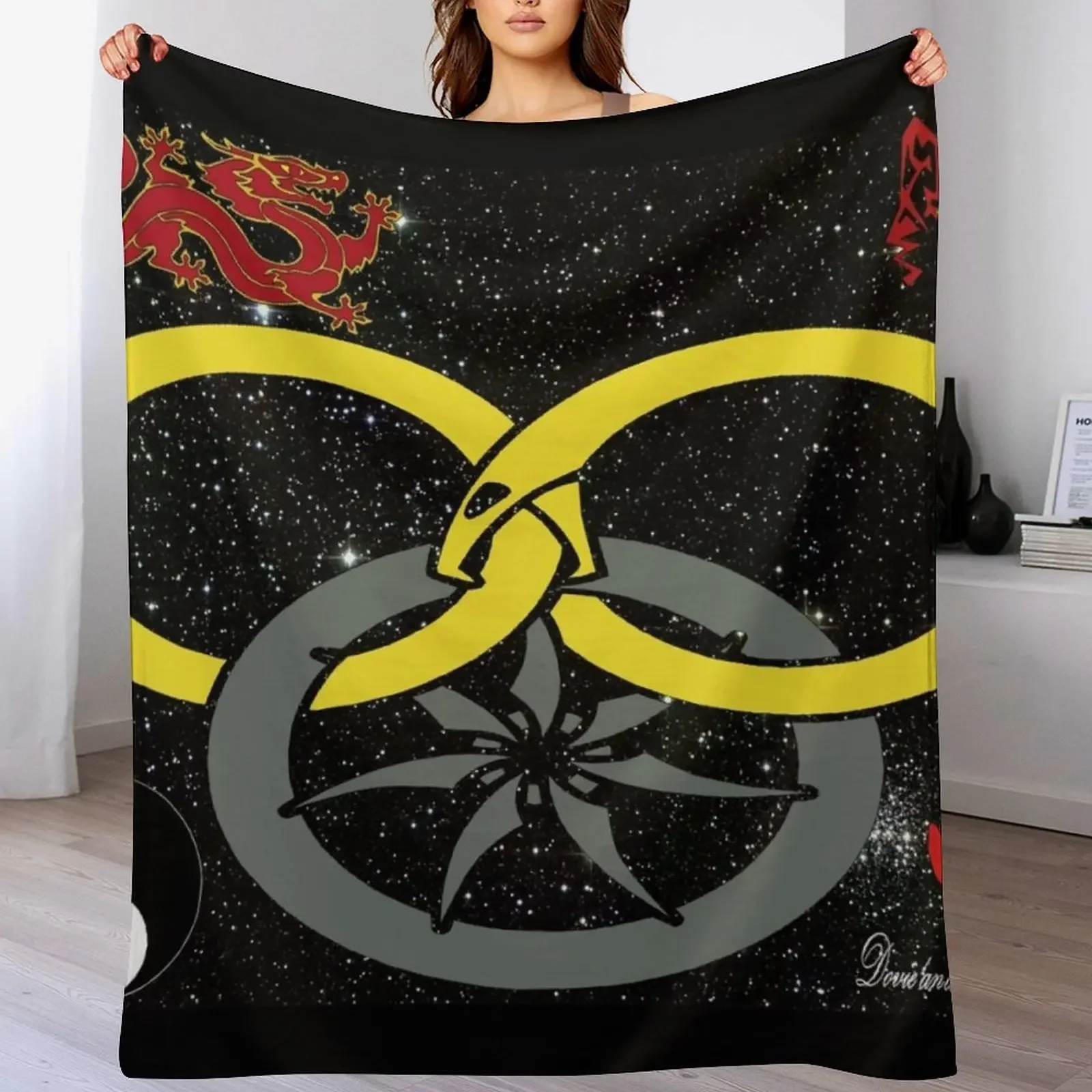 

Wheel of Time - Tel'aran'rhiod and symbols Throw Blanket For Decorative Sofa Shaggy Cute Multi-Purpose Blankets