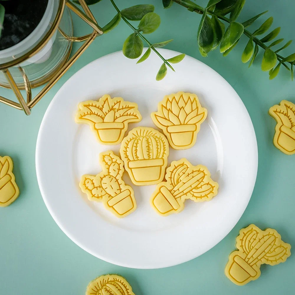 

Cartoon Cactus Cookie Cutters Biscuit Sugarcraft Cake Cookie Decorating Tools DIY Baking Molds