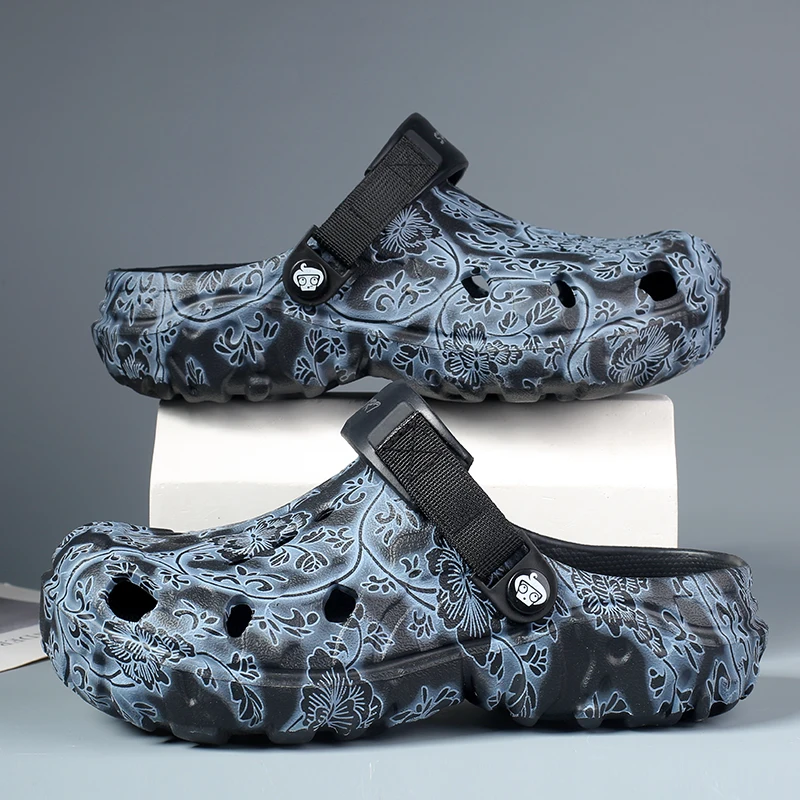 

Summer Men's Sandals Outdoor Beach Hole Shoes Home Clogs Garden Shoes Men Lightweight Non-slip Soft Bottom Casual Beach Slippers