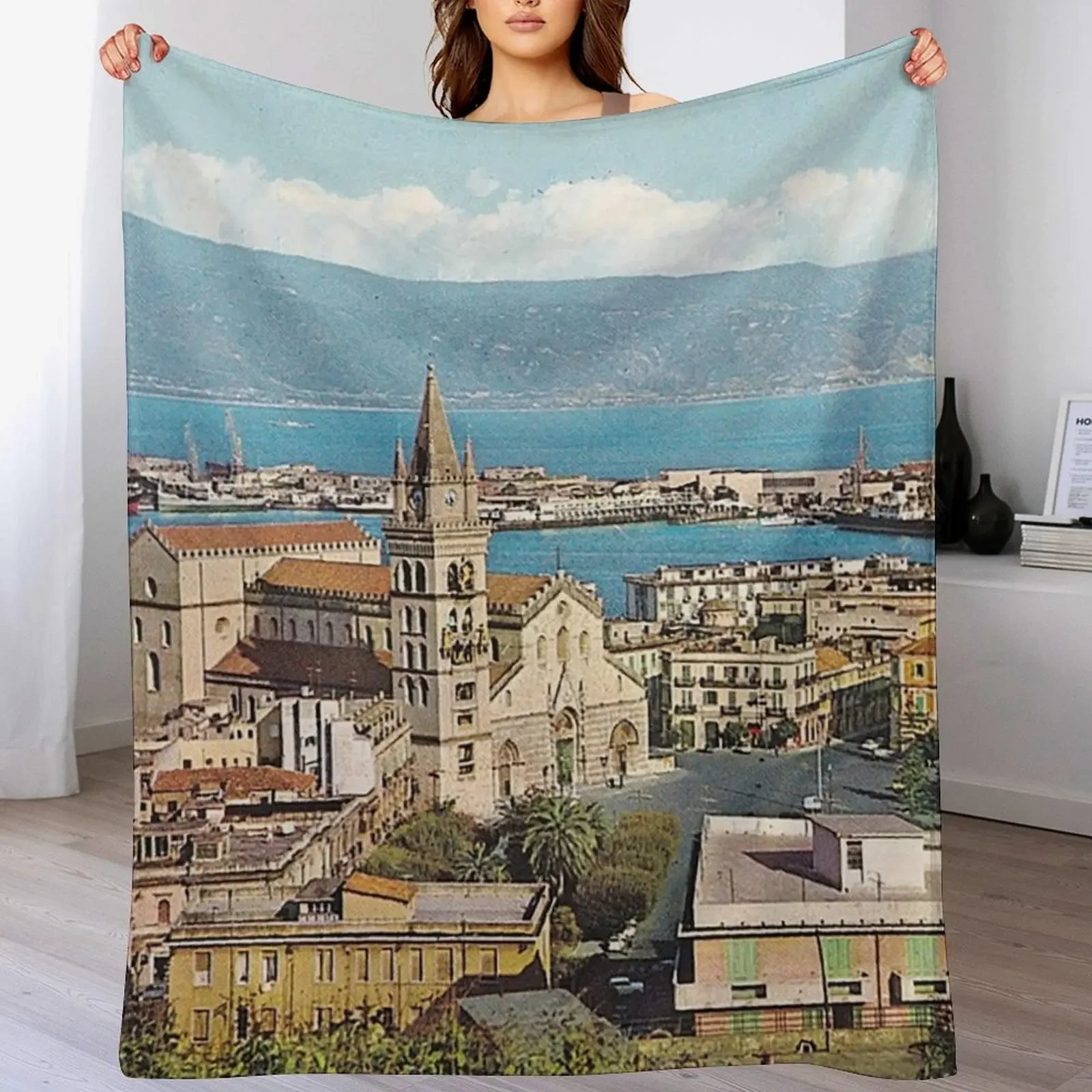 Portrait of Messina , City ??of the Strait Throw Blanket Fade Resistant Durable Throw Blanket