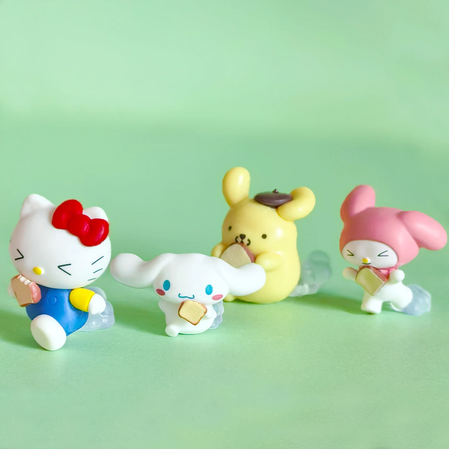 

Персонажи Sanrio Hello Kitty Cinnamoroll, фигурки для бега, слепая коробка, игрушечная модель, декор для стола, коллекция автомобильных украшений