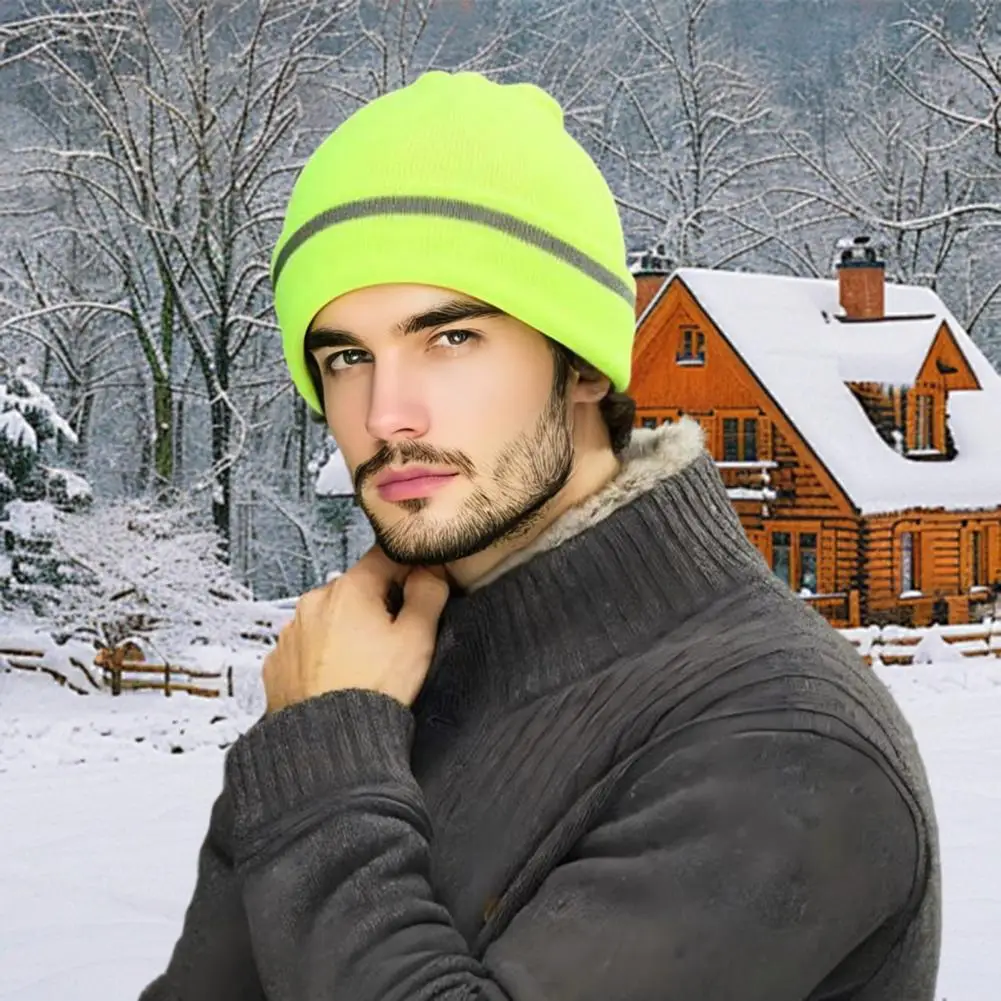 

Acrylic Knit Cap Reflective Strip Knitting Hat for Outdoor Activities Warm Unisex Headwear with Windproof Design for Safety