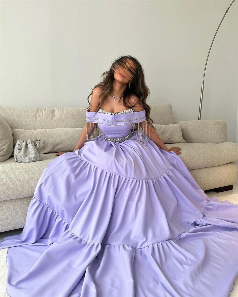 Vestido de fiesta exquisito personalizado con hombros descubiertos, vestido de noche para ocasión con lentejuelas drapeadas para quinceañeras, فسات livi