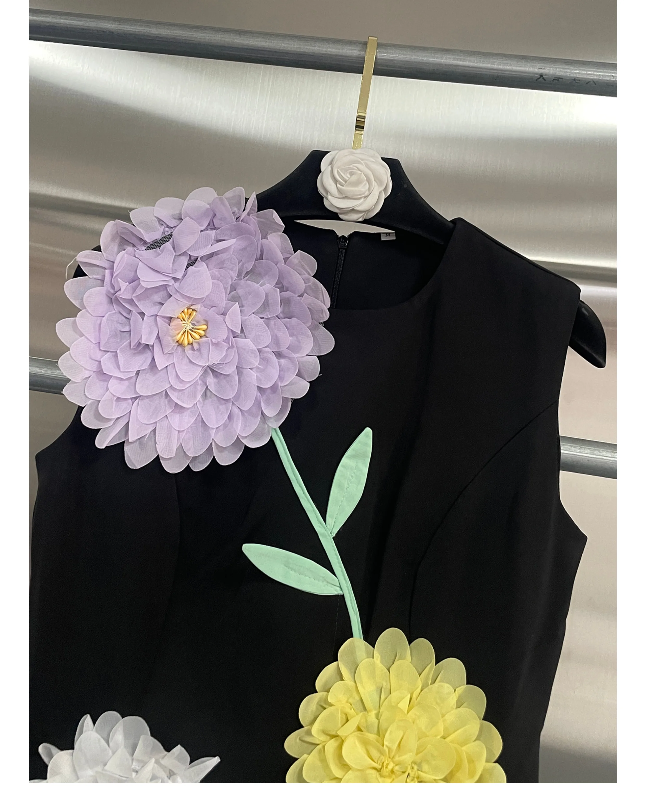 Sukienka na przyjęcie \"New Arrival\", designerska, seksowna, bez rękawów, w kwiaty, klubowa, wieczorowa, na studniówkę, elegancka, krótka, na urodziny, do pokazów.