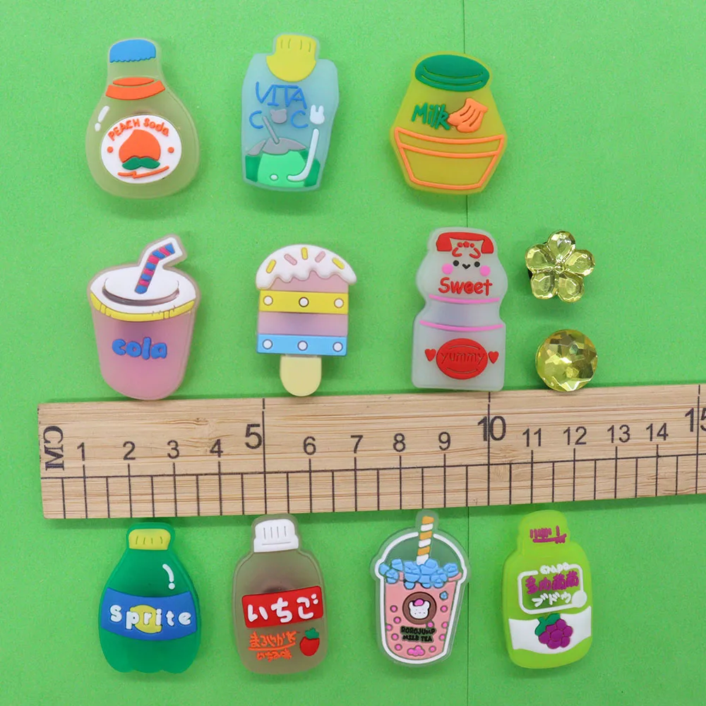 1pcs PVC Peaches Ice Cream Beverage Banana Milk Tea Grape Juice Shoe Charms Buckle Clog Fit Wristbands Backpack Decorations