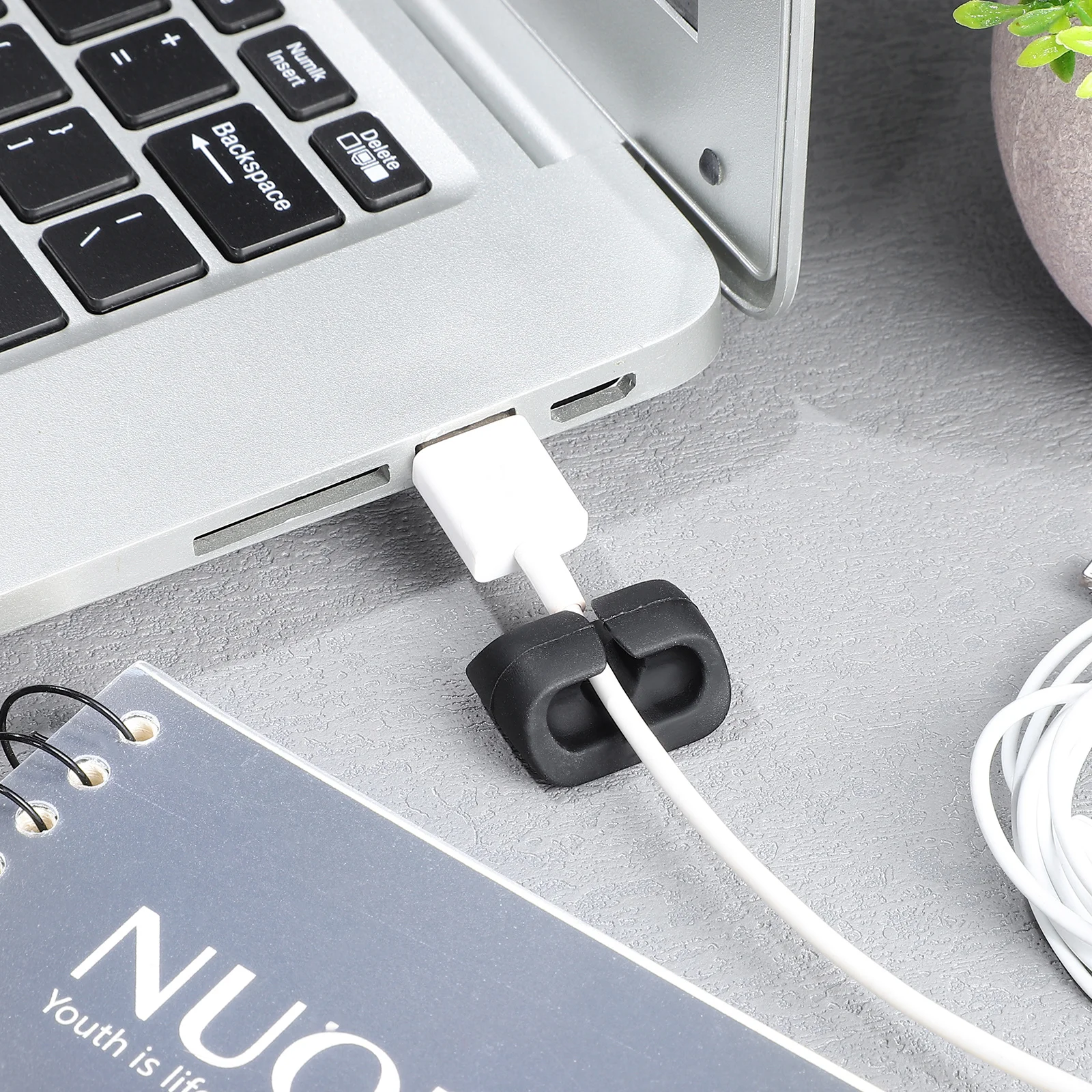 Clips organizadores de cables, soportes de cables adhesivos fijos para escritorio, soporte de Cable de carga de teléfono USB, gestión de cables, 12 Uds.