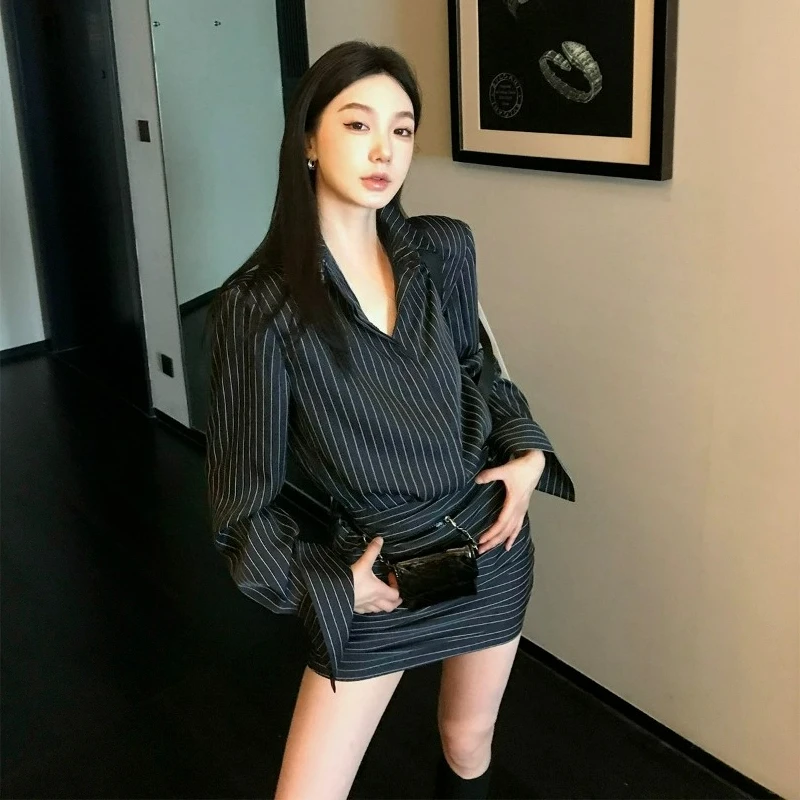 فستان قميص مخطط بأكمام طويلة للنساء 2026 ربيع/خريف نمط جديد الخصر حزام التخسيس ريترو الورك المعانقة فستان #3